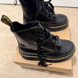Dr. Martens Molly Platform Boot